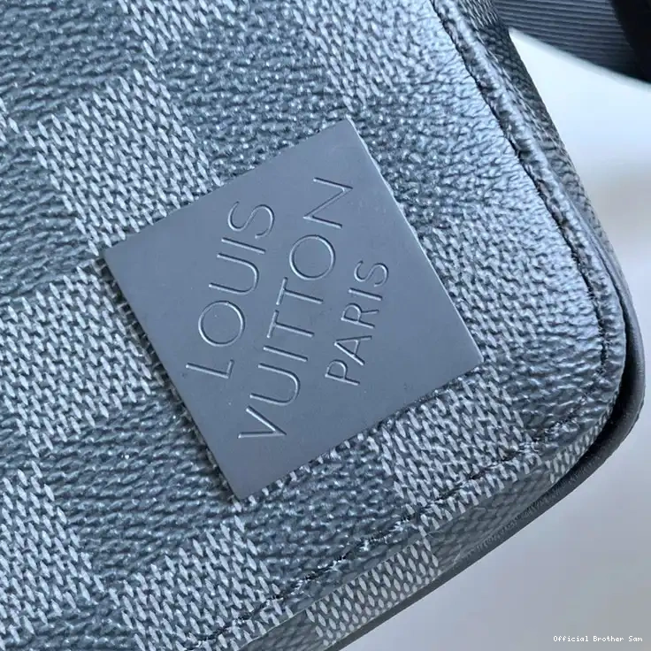 Official Brother Sam 2210YA0089 Bag LV 0810